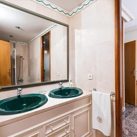 Atico Postiguet Apartamento *